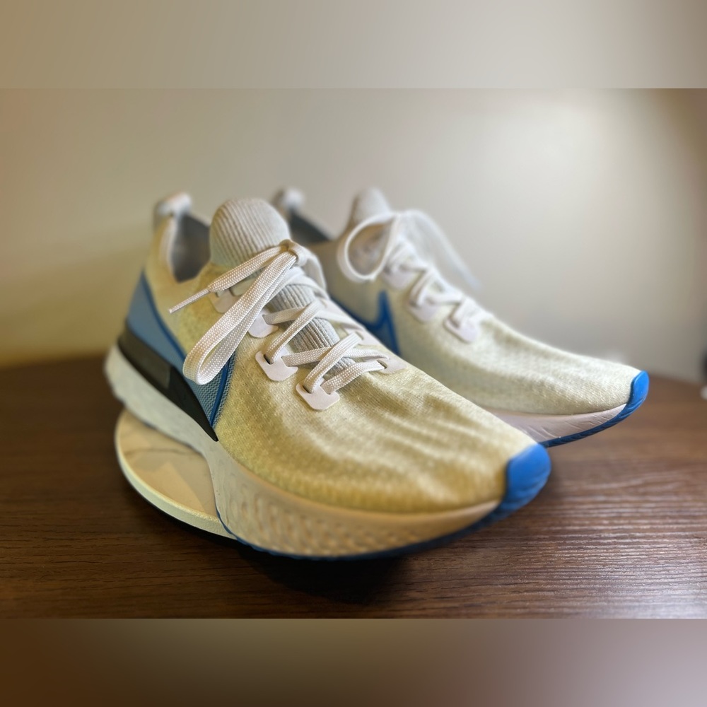 Nike React Infinity Run Flyknit 'White Photo Blue'